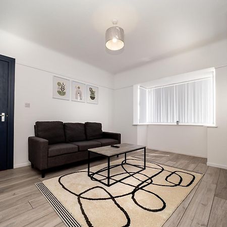 3Br Haven Retreat In Wallasey With Free Street Parking Экстерьер фото